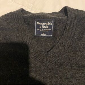 Abercrombie & Fitch Men's Charcoal Sweater